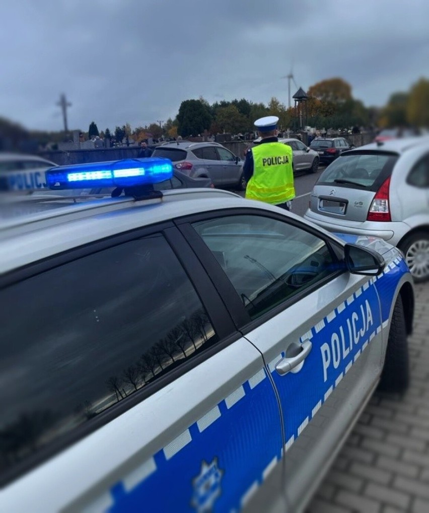 Akcja policji „Wszystkich Świętych” na ulicach w Radomsku i...