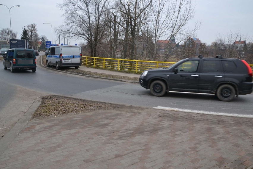 Wypadek na al. Rodła w Malborku. 16-latka potrącona na skrzyżowaniu