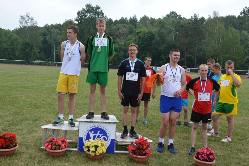 XV Podkarpacki Memoriał Lekkoatletyczny Olimpiad Specjalnych w Stalowej Woli. Zobacz zdjęcia