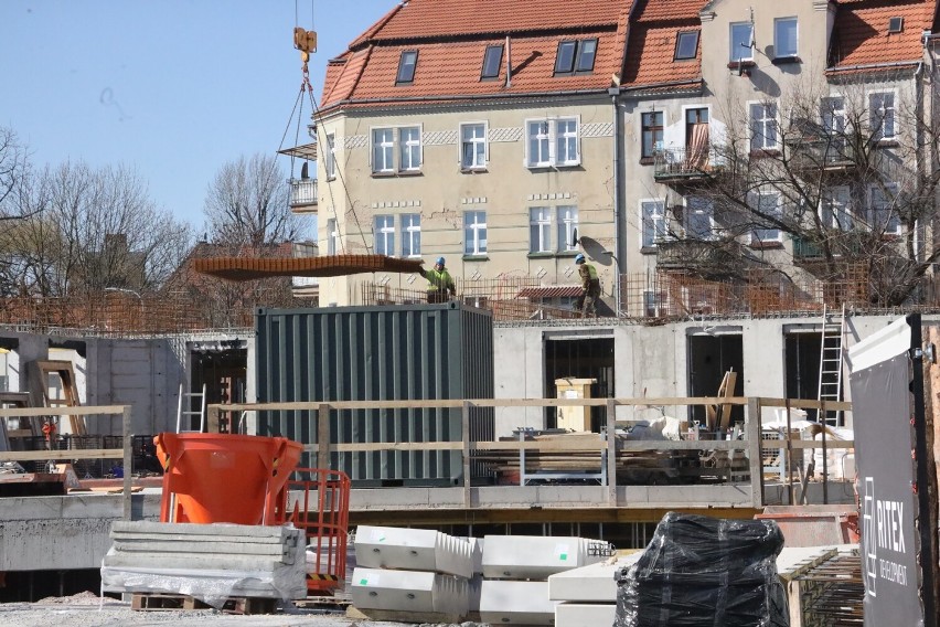 Powstanie nowa kamienica przy ulicy Książęcej w Legnicy, zobaczcie aktualne zdjęcia