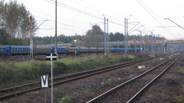17 - latka wpadła pod pociąg w Miasteczku Śląskim