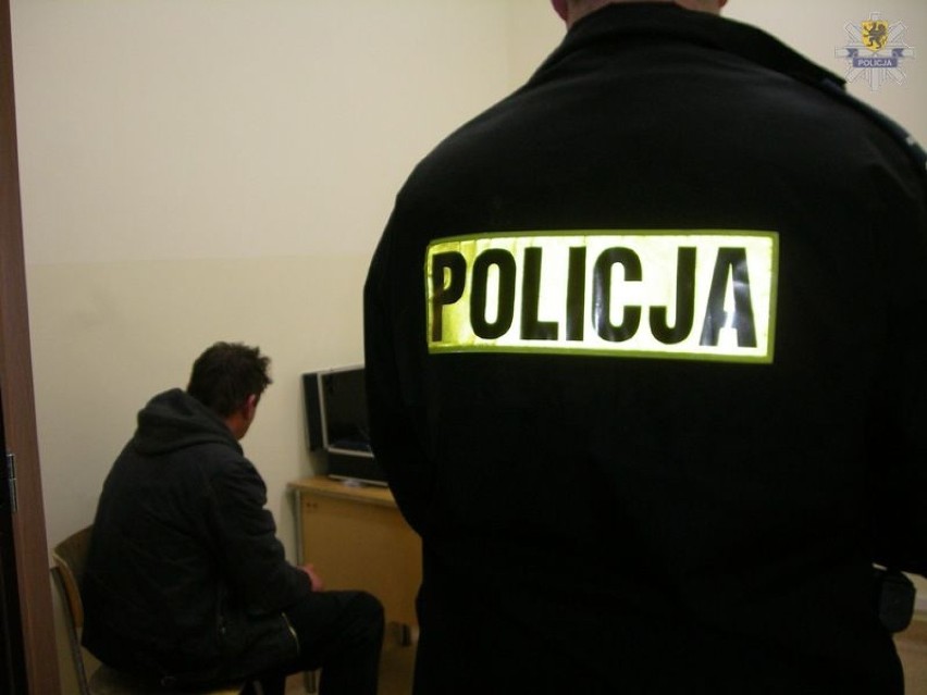 Policja Brusy. Uciekając przed policją staranował radiowóz