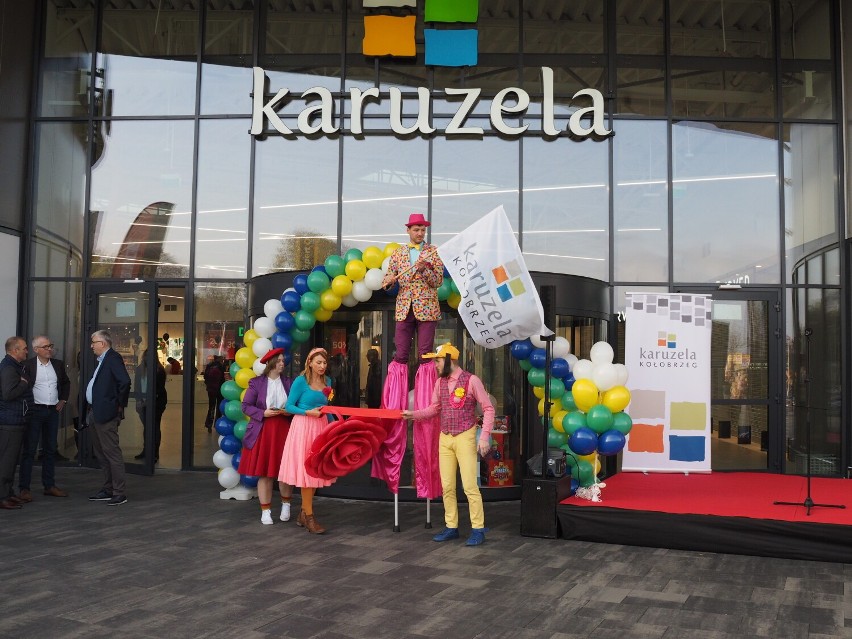 Centrum Handlowe Karuzela zostało otwarte dla klientów.