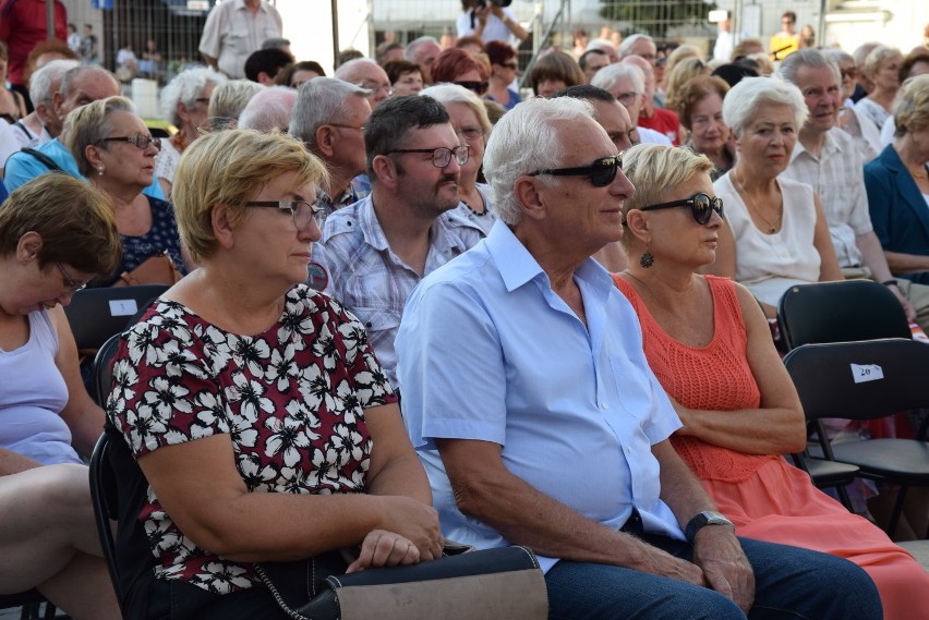 Koncert w Kaliszu. Wieczór z piosenkami Mieczysława Fogga