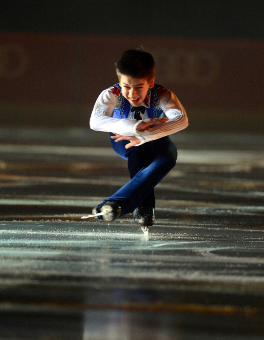 Kings on Ice. Popis łyżwiarskich umiejętności na Stadionie...