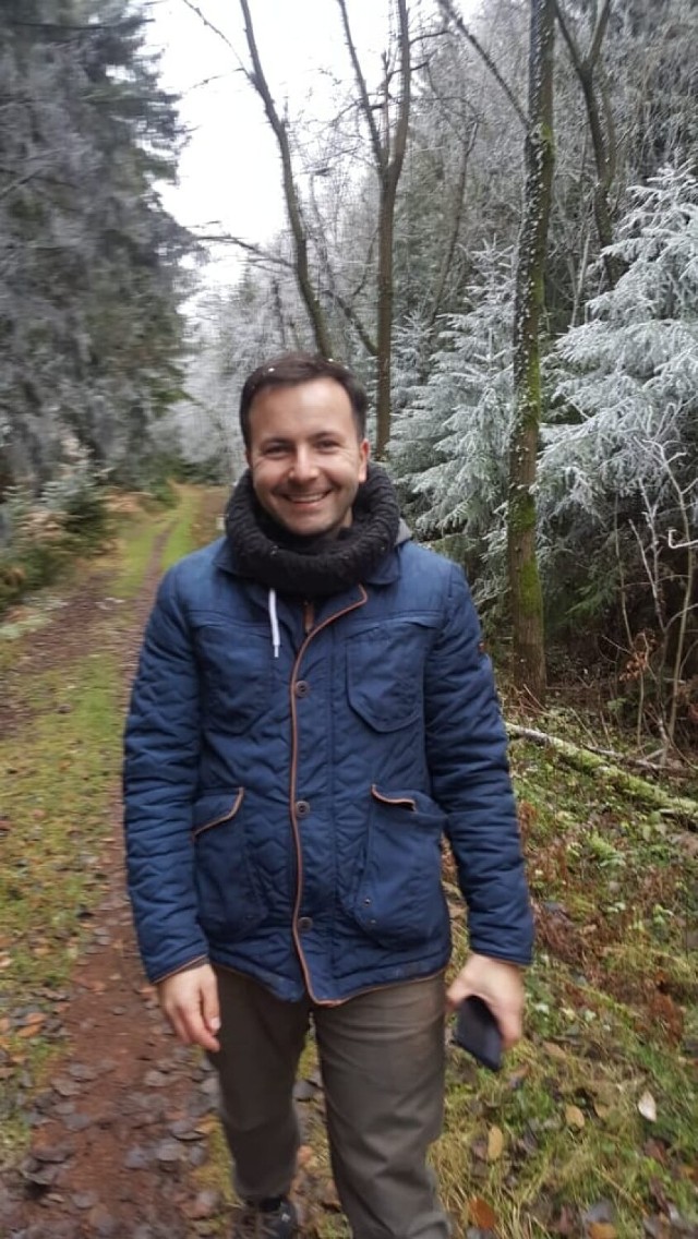 Krzysztof Michałek prowadzi profil Pogodny Wałbrzych, gdzie przez 6 lat opublikował 6 000 zdjęć obrazujących zmiany w pogodzie oraz urodę miasta i okolic