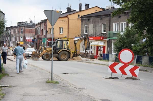 Z powodu zamkniętej ulicy Aptecznej właściciele tamtejszych sklepów narzekają na brak klientów