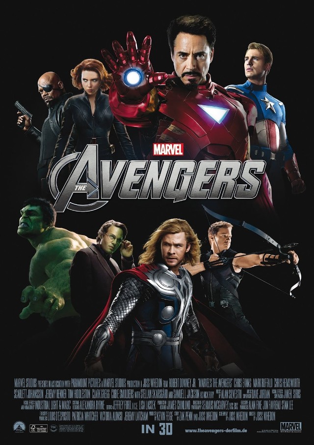 Avengers reż. Joss Whedon. Zapowiada się na hit.  Film powinien przyciągnąć do kina wszystkich fanów komiksu o tym samym tytule oraz wielbicieli spektakularnych superprodukcji science-fiction. Nickiem Furym (Samuel L. Jackson) , który  jest szefem międzynarodowej agencji S.H.I.E.L.D. (czuwającej nad  światowym bezpieczeństwem) ma niełatwe zadanie. Ziemi grozi wielkie niebezpieczeństwo i to właśnie on musi stworzyć najbardziej niezwykłą drużynę na świecie.