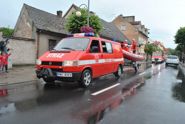 Parada podczas Mistrzostw Polski Strażaków Ochotników 2015