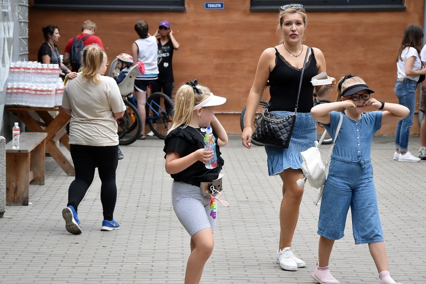 Piła. Piknik rodzinny na Płotkach dostarczył dzieciom i dorosłym wiele rozrywki. Zobaczcie zdjęcia