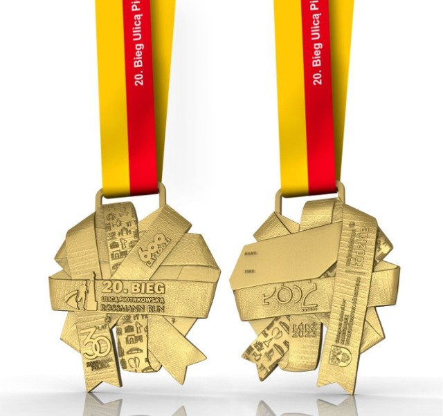 Tak prezentuje się tegoroczny medal dla uczestników 20. Biegu Ulicą Piotrkowską Rossmann Run. Nawiązuje on swoim wyglądem do jubileuszu naszej imprezy. Na kolejnych zdjęciach zobaczcie jak wyglądały poprzednie edycje imprezy.
