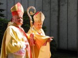 Oświęcim, Kęty. Czy odbiorą biskupowi Tadeuszowi Rakoczemu honorowe obywatelstwo? Czekamy na oficjalne stanowiska samorządów [ZDJĘCIA]