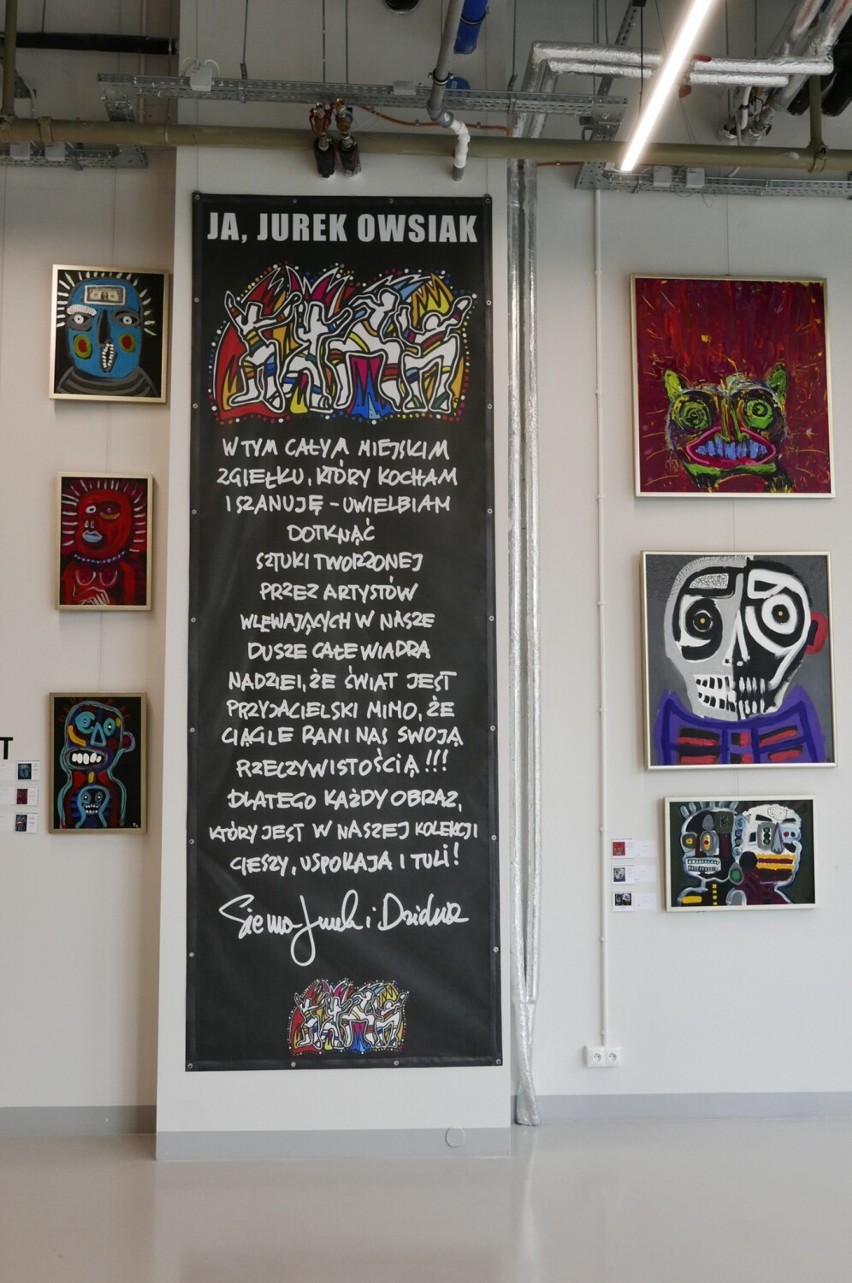 Miejski Zgiełk, czyli wystawa ze zbiorów Jerzego i Lidii Owsiak w Koneserze