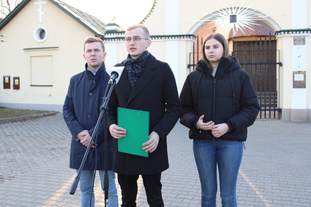 Młodzież Wszechpolska z Radomia wezwała do dokończenia dekomunizacji radomskiej przestrzeni publicznej.
