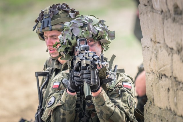 Od blisko roku żołnierze 17. Wielkopolskiej Brygady Zmechanizowanej z Międzyrzecza i Wędrzyna – w ramach programu wzmocnienia południowej flanki NATO – szkolą się w Rumunii. Niebawem wyjedzie tam kolejna zmiana.