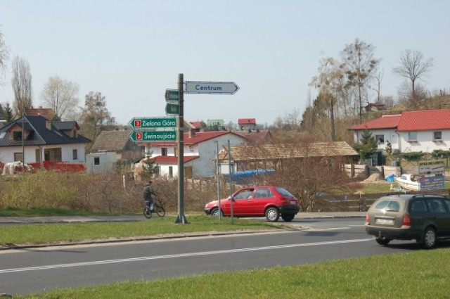 Rozpoczyna się  kolejny etap budowy ronda przy zjeździe z ...