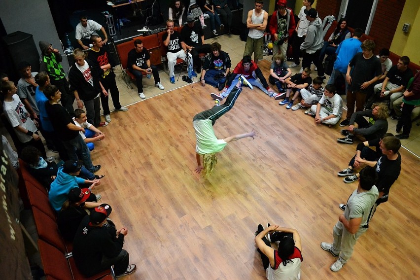 Breakdance to jeden z filarów kultury hip hop. To nie tylko...