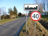 W Stanowicach wprowadzili ograniczenie prędkości do 40 km/h. To nie koniec problemów (ZDJĘCIA)