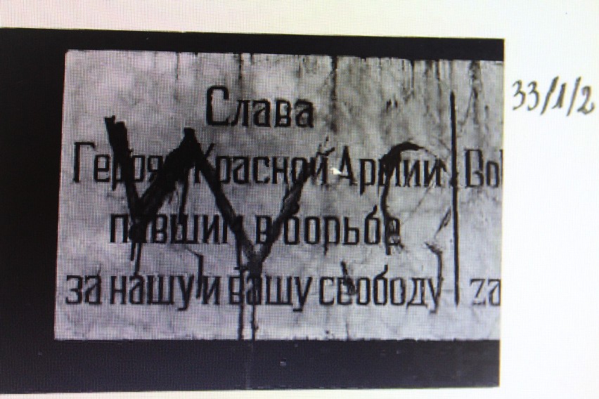 Młodzi faszyści zdemolowali cmentarz Armii Czerwonej w Lęborku w 1986 roku