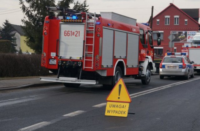 Straż pożarna usuwała plamę oleju w Marklowicach