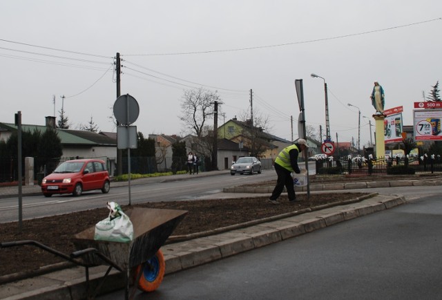 Ważniejsze inwestycje w mieście to trzeci etap budowy kanalizacji, przebudowa odcinków wodociągu, remonty dróg i ich utrzymanie