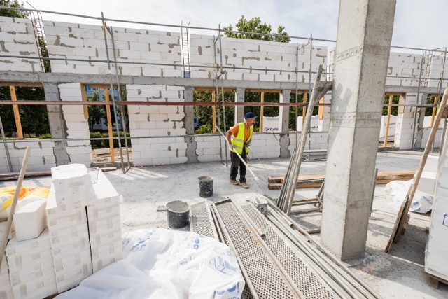 Zakończenie prac budowlanych i wyposażenie nowego pawilonu przy ulicy Brzozowej planowane jest w pierwszej połowie przyszłego roku. Inwestycja kosztuje 6 mln złotych