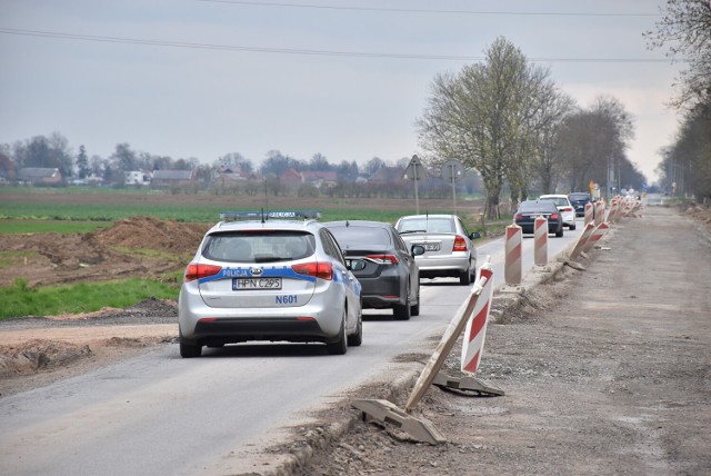 Przebudowa DK 22 w gminie Stare Pole ma potrwać jeszcze ponad 1,5 roku.