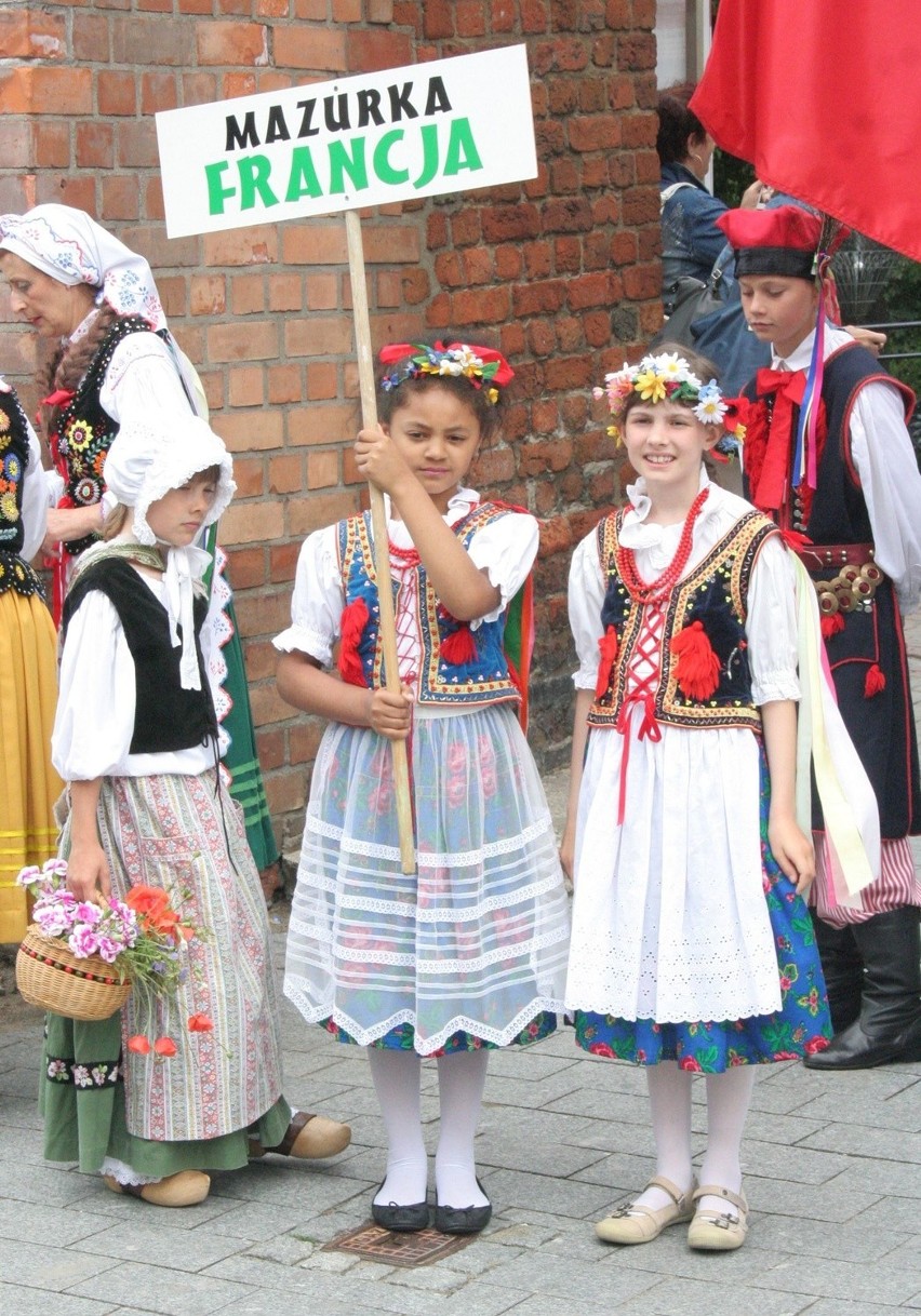 Międzynarodowy Festiwal Folkloru w Chełmnie przyciągnął...