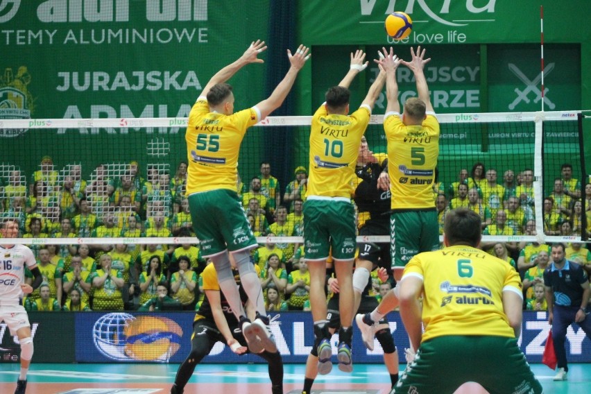 Aluron Virtu CMC Zawiercie - PGE SKRA Bełchatów 3:1. Jurajska Armia pomogła dopingiem 