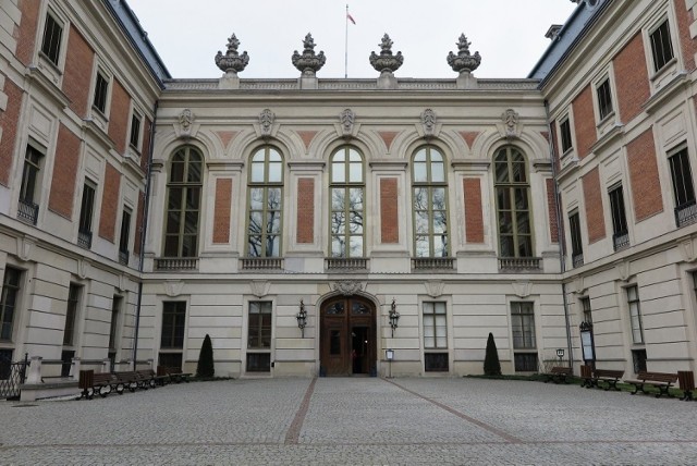 Muzeum Zamkowe w Pszczynie.

Zobacz kolejne zdjęcia. Przesuwaj zdjęcia w prawo - naciśnij strzałkę lub przycisk NASTĘPNE