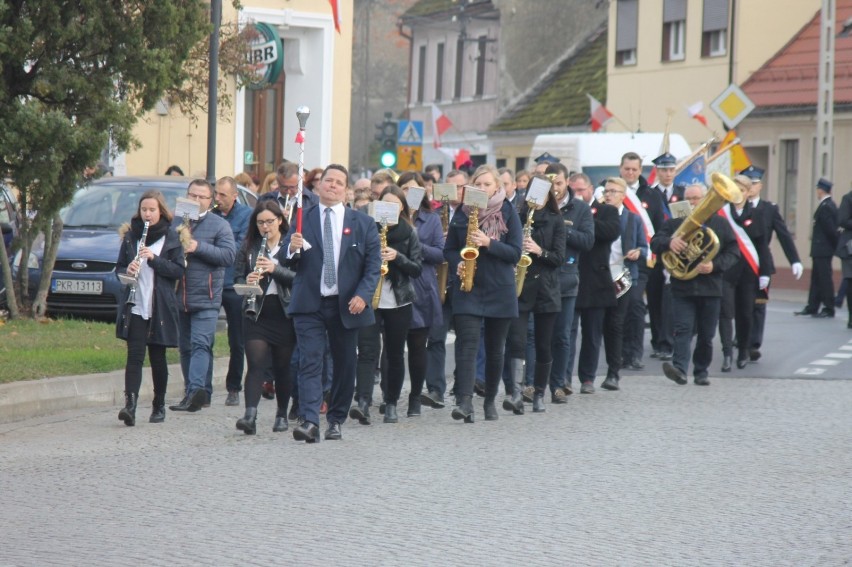 Sulmierzyczanie uczcili 100. rocznicę odzyskania przez Polskę niepodległości [ZDJĘCIA]