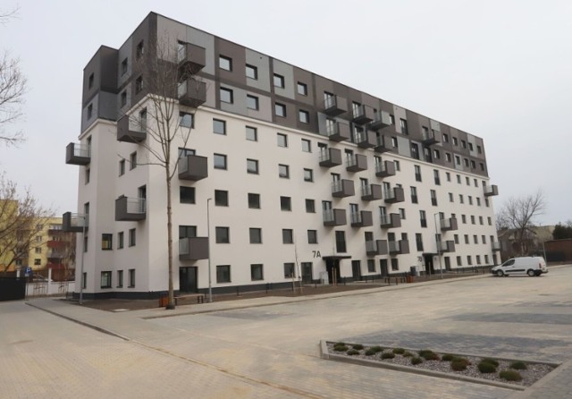 W Radomiu, w ramach rządowego programu Mieszkanie Plus zostały wybudowane dwa bloki przy ulicy Tytoniowej. Są tam w sumie 124 mieszkania.