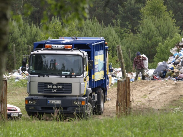 Przed zamknięciem wysypiska w Unichowie zwieziono śmieci z sąsiednich powiatów