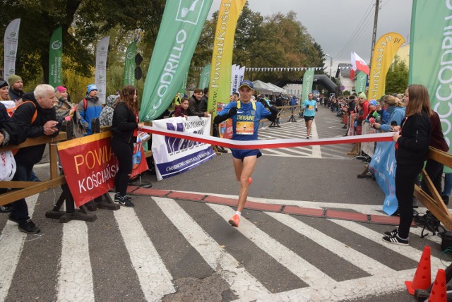 W półmaratonie i biegu Coccodrillo wystartowało prawie 1400 biegaczy