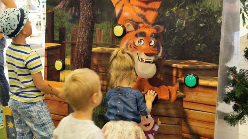 Dzień Dziecka z Maszą i Niedźwiedziem w Focus Mall Bydgoszcz [zdjęcia, wideo] 