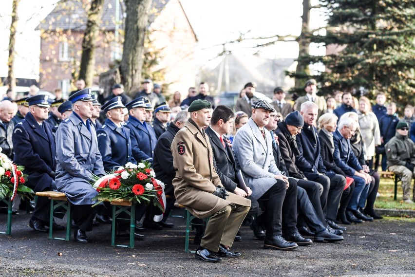 Obchody Święta Niepodległości na Cmentarzu Wojskowym w...