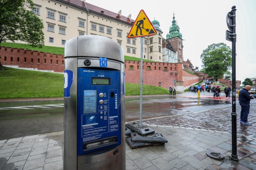 W Krakowie będą jednak niższe stawki za parkowanie, niż...