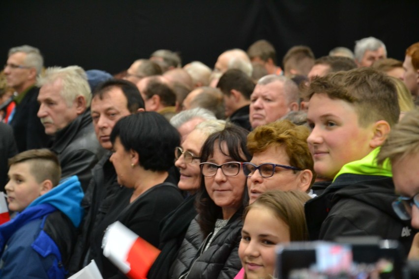 Prezydent Andrzej Duda w Żorach: Tłumy mieszkańców regionu...