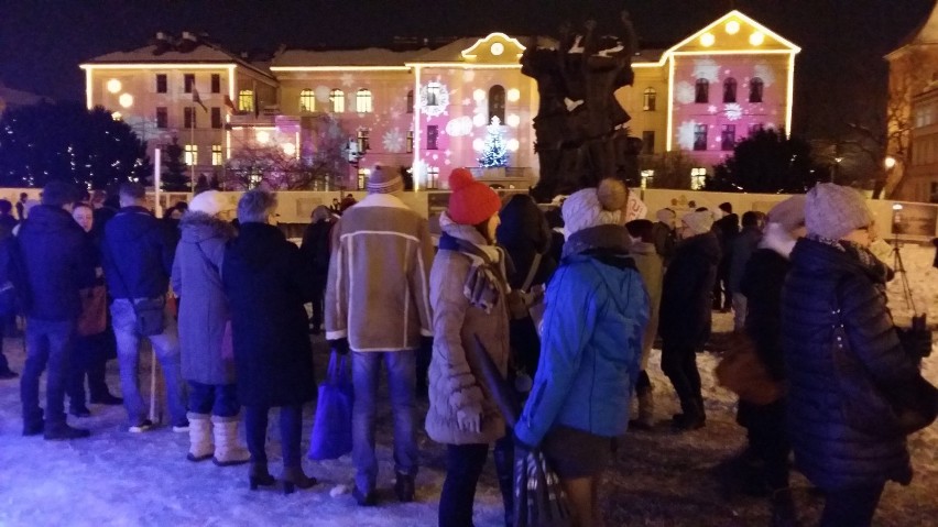 Czarna Środa w Bydgoszczy. Kobiety protestują: "Martwa dziecka nie urodzę" [zdjęcia, wideo]