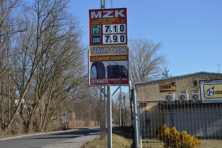 Stacja paliw MZK przy ul. Młynarskiej w Żaganiu