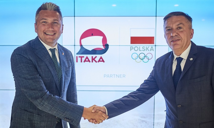 Umowę partnerską, w obecności polskich sportowców, podpisali...