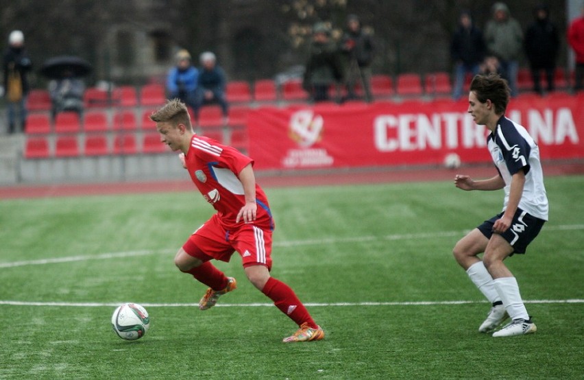 Juniorzy Miedzi Legnica wygrali z Ruchem Chorzów [ZDJĘCIA]