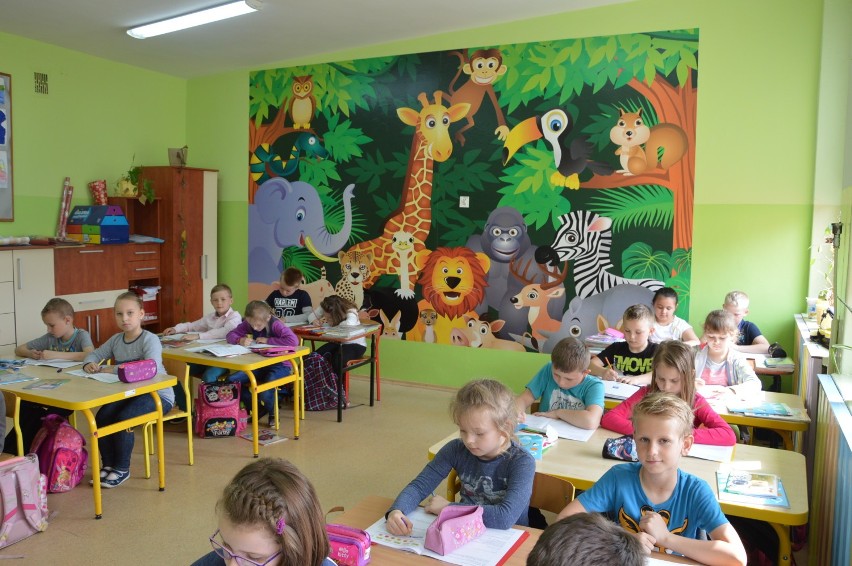 Szkoła Podstawowa w Czarnożyłach - Najfajniejszą Szkołą Podstawową w powiecie wieluńskim