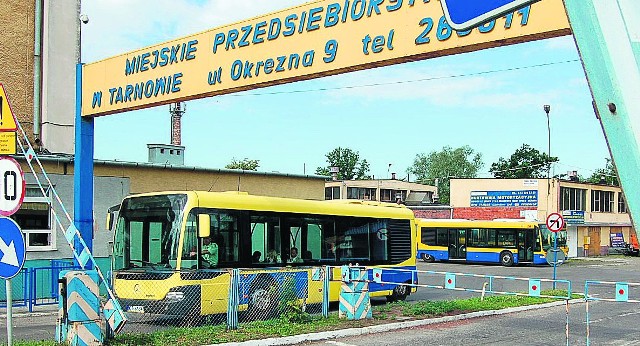 168 - tyle godzin miesięcznie musi wyjeździć autobusem kierowca tarnowskiego MPK