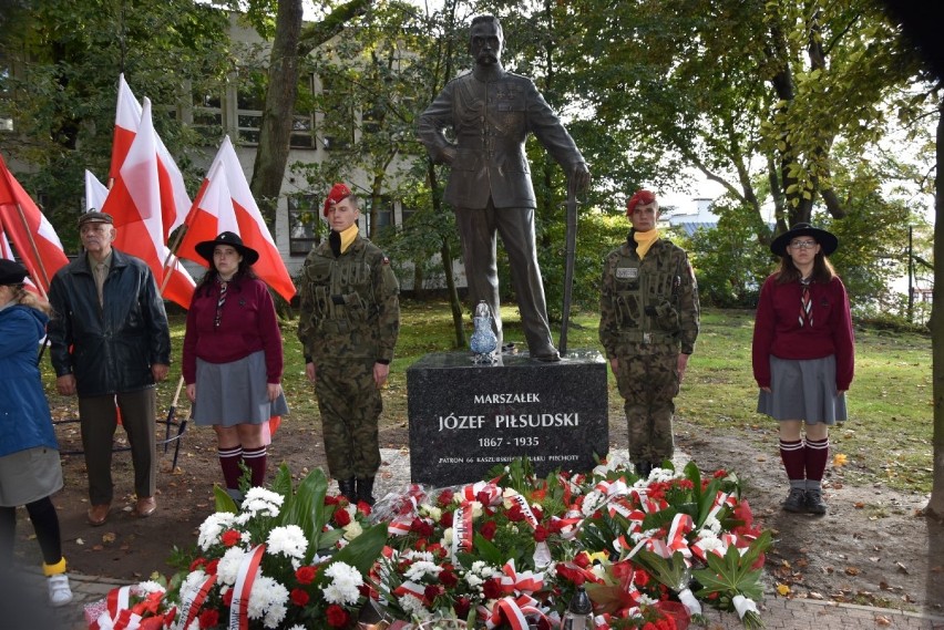 Odsłonięcie pomnika Marszałka Józefa Piłsudskiego w Kartuzach