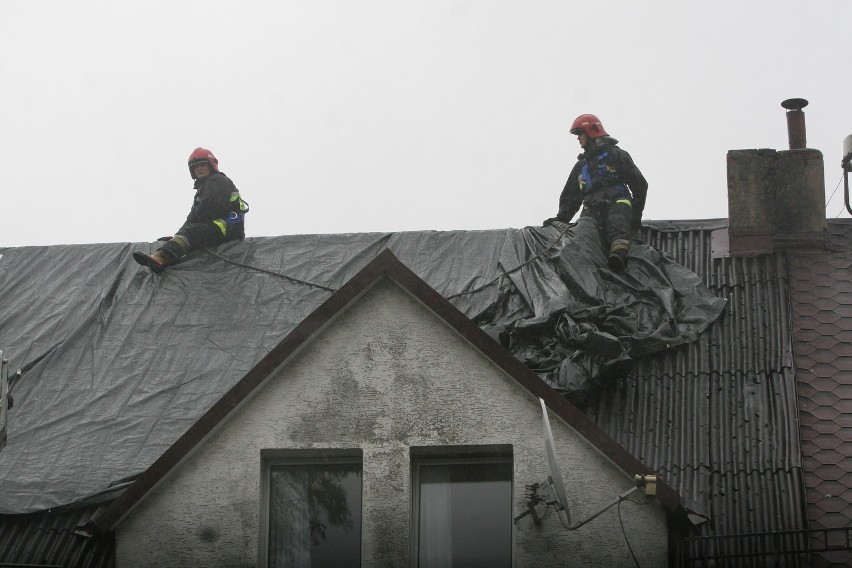 Gradobicie w Rybniku: 100 dziur w dachu domu w Boguszowicach