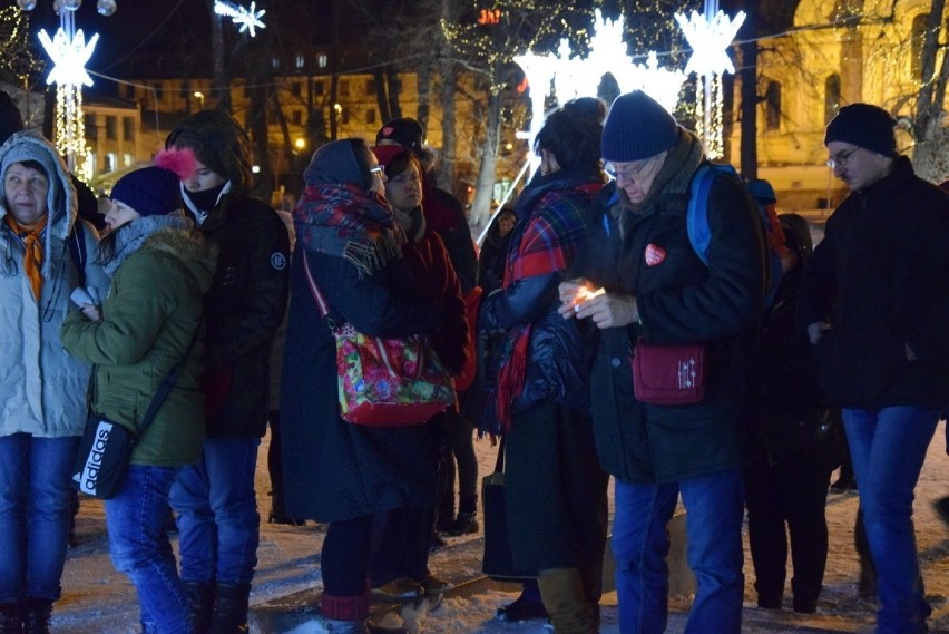 Częstochowa: Przeciwko przemocy i nienawiści. Protest na...