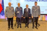 Kruszwica. Medale za odwagę dla dwóch kruszwickich policjantów. Ratowali meszkańców płonącej kamienicy