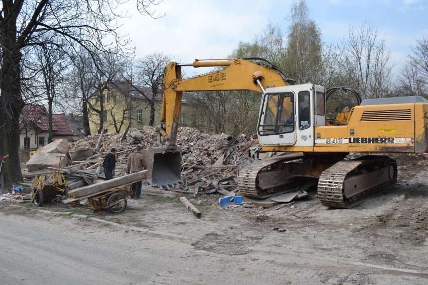 Zawalił się budynek w Zabrzu: rozbiórka przy ul. Szkolnej