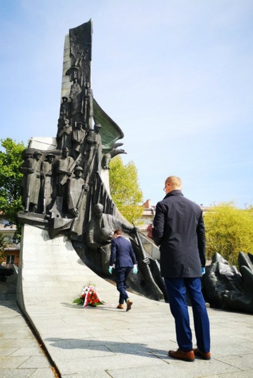 Uroczystości z okazji 75. rocznicy zakończenia II wojny...